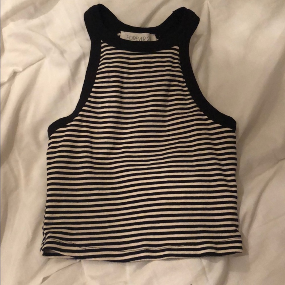 Clack/white cropped halter top